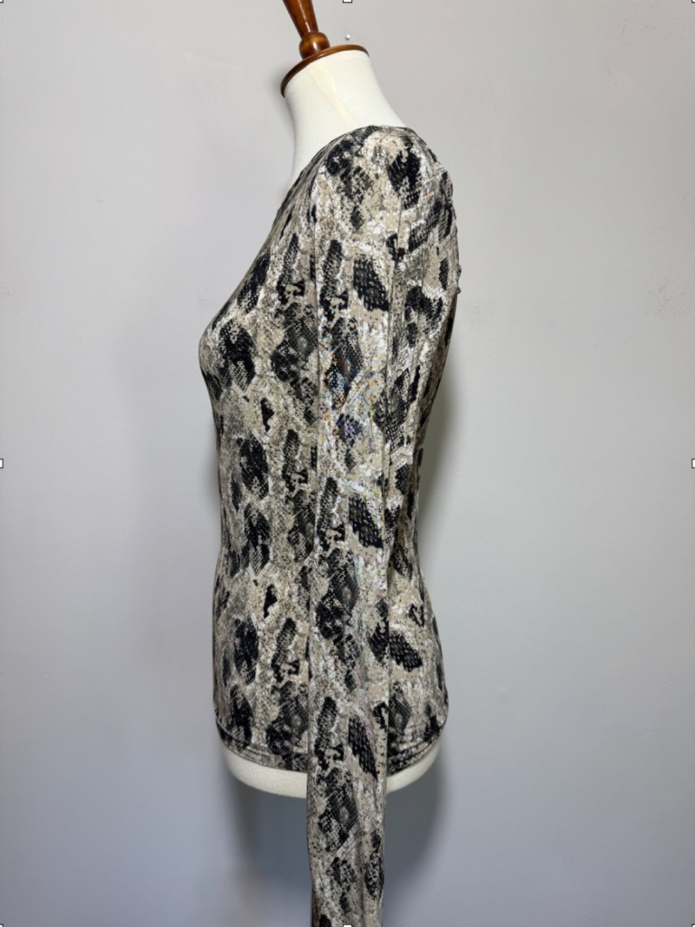 Rag and Bone Sabeen Snake Print Long-Sleeve Shirt Size Small - Picture 2 of 10